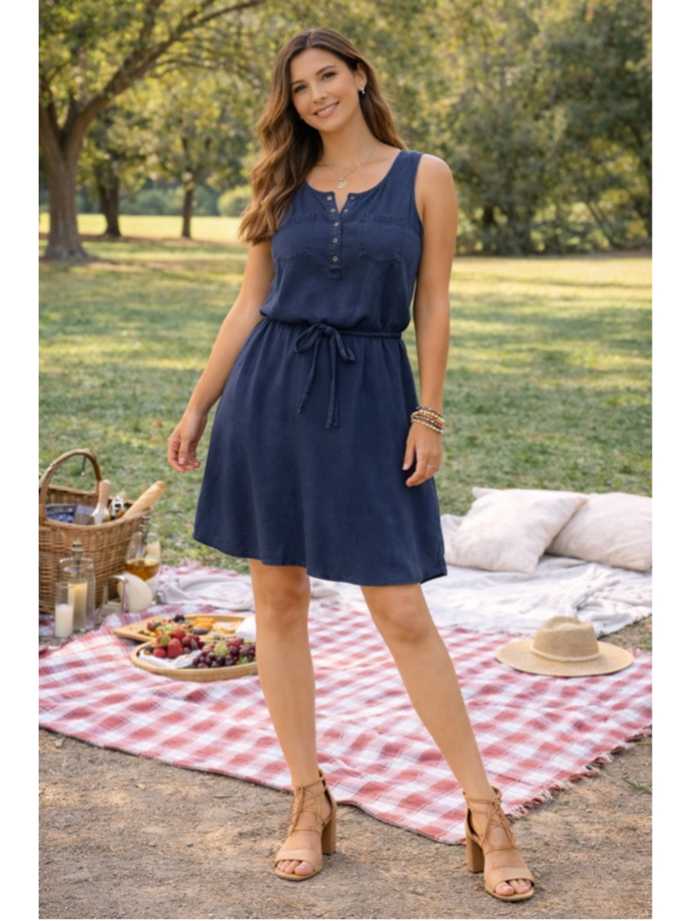 Women's Eddie Bauer Dress Size 10 Blue Sleeveless Summer